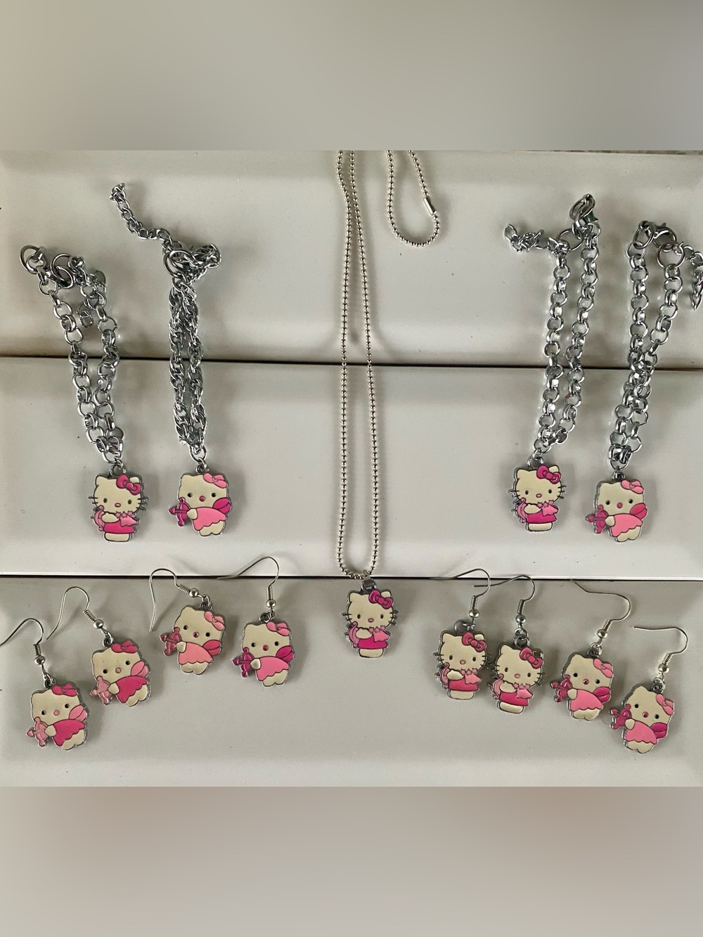 9 piece Pink & Hot Pink “Bows & Arrows” Hello Kitty Set